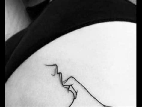 Tatuajes en la nalga mujer pequeños